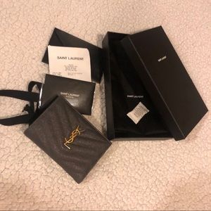 YSL short wallet Grey Color.